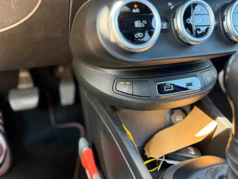 Fiat 500 1.3 GSE Sport uit 2020, foto 16