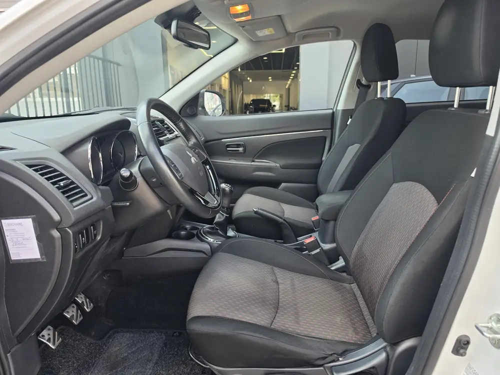 Mitsubishi ASX 1.6 Cleartec Intense | Navigatie | Parkeersen uit 2019, foto 10