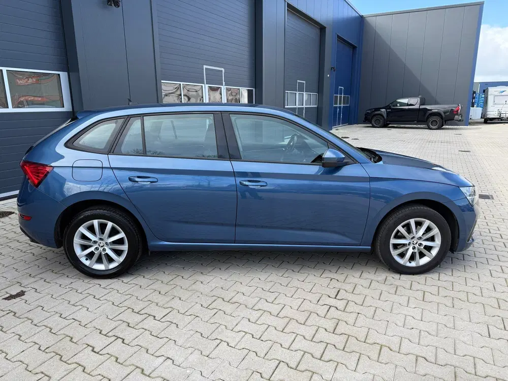 Skoda Scala Automaat van eerste eigenaar uit 2021, foto 2