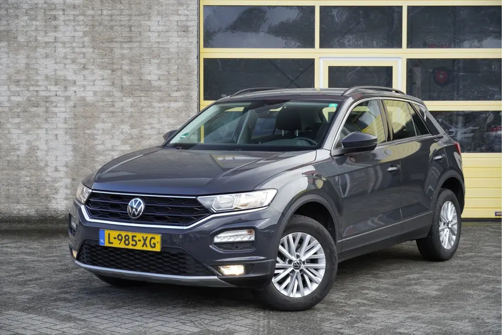 Volkswagen T-Roc 1.0 TSI Style BJ2021 Lmv 16" | Pdc | App-Co uit 2021
