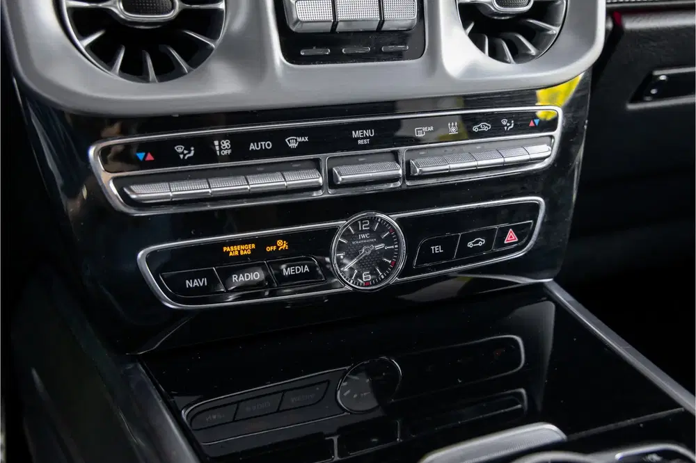 Mercedes-Benz G-Klasse 63 Magnetietzwart uit 2020, foto 12