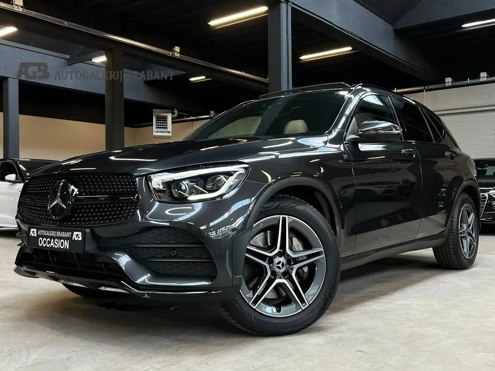 Mercedes-Benz GLC klasse 200 4MATIC AMG Line Pano/Virtual/Ca uit 2019