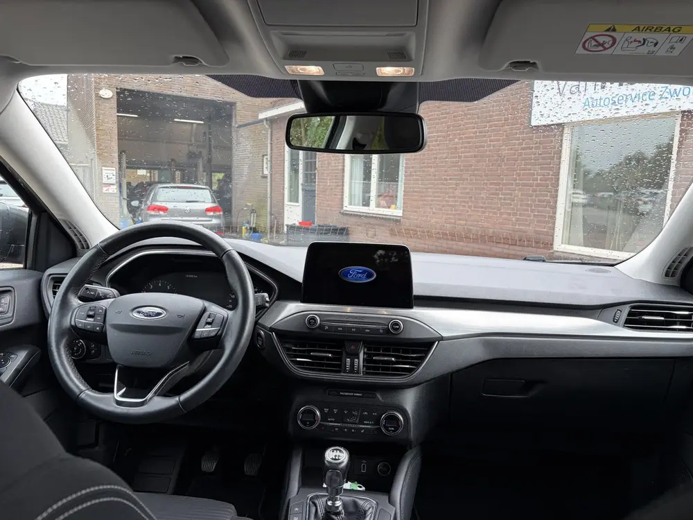 Ford Focus Wagon 1.0 EcoBoost Titanium Business TREKHAAK WIN uit 2019, foto 7