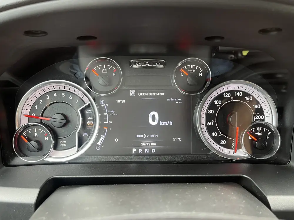 Dodge RAM 5.7 V8 CLASSIC NIGHT 4x4 uit 2024, foto 19