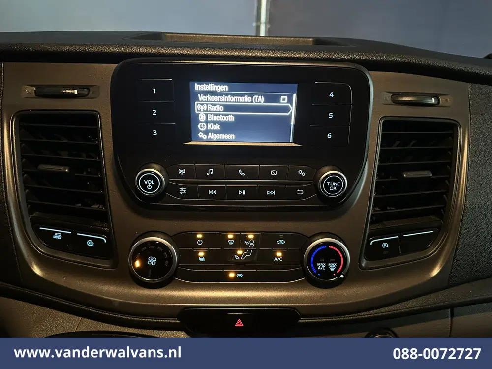 Ford Transit 2.0 TDCI 130pk Bakwagen L4.35m Laadklep Eu uit 2022, foto 16