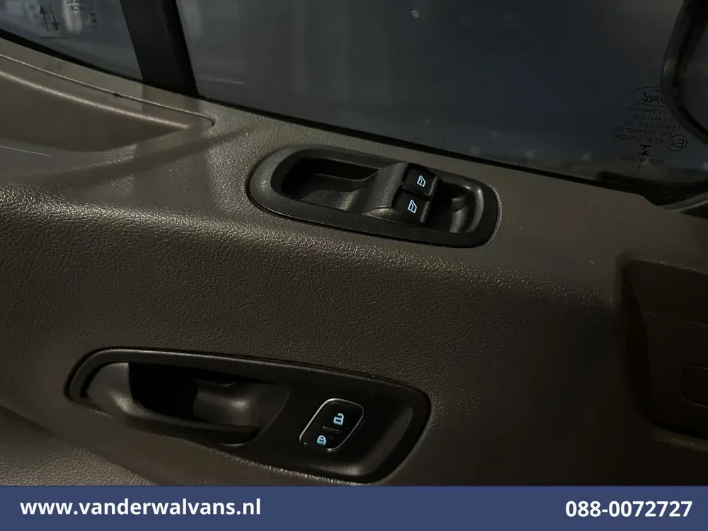 Ford Transit 2.0 TDCI 130pk Bakwagen L4.35m Laadklep Eu uit 2022, foto 19