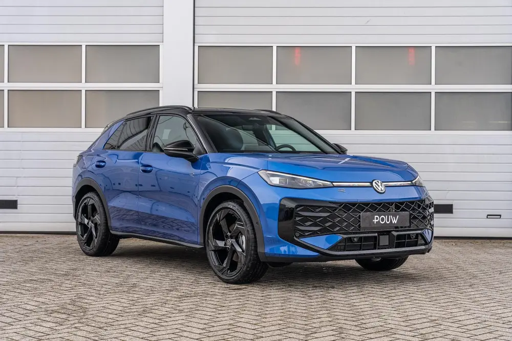 Volkswagen T-Roc 1.5 eTsi 150pk R-Line First Edition | Black uit 2026, foto 9