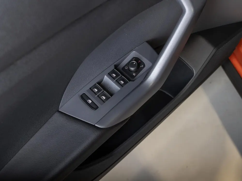 Volkswagen T-Cross 1.0 TSI 2x R-Line / 115pk / Achteruitrij uit 2020, foto 20