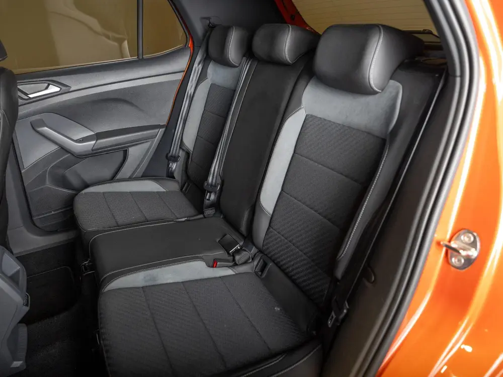 Volkswagen T-Cross 1.0 TSI 2x R-Line / 115pk / Achteruitrij uit 2020, foto 9