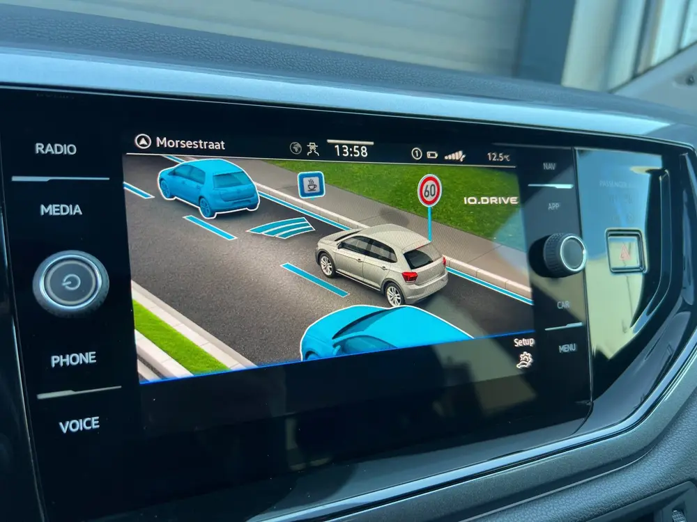 Volkswagen Polo 1.0 TSI Style PANO KEYLESS IQ-LIGHT CAMERA B uit 2022, foto 15