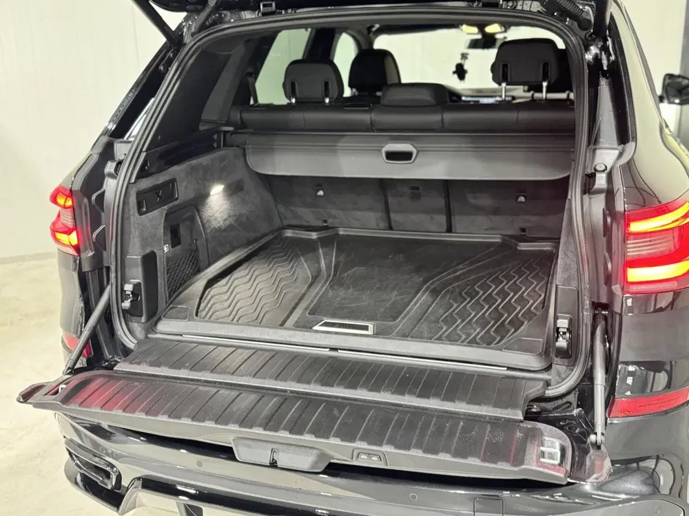 BMW X5 xDrive45e High Executive uit 2021, foto 17