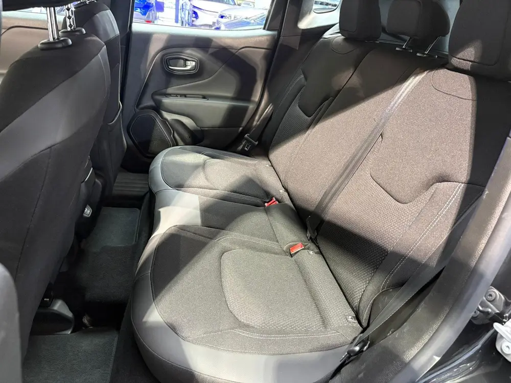 Jeep Renegade 4xe 240 Plug-in Hybrid Electric Limited Le uit 2021, foto 7