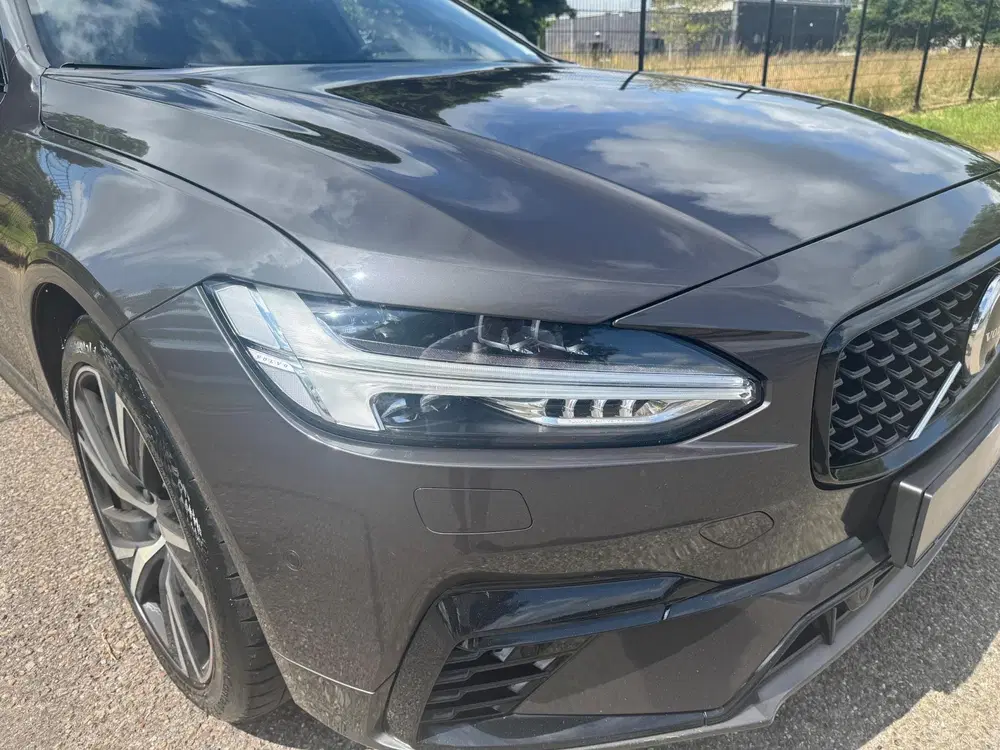 Volvo V90 2.0 T6 AWD Recharge R-Design Facelift Pano uit 2021, foto 11