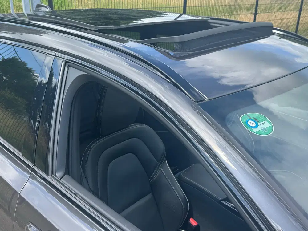 Volvo V90 2.0 T6 AWD Recharge R-Design Facelift Pano uit 2021, foto 13