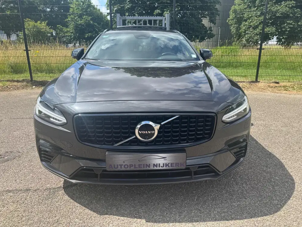 Volvo V90 2.0 T6 AWD Recharge R-Design Facelift Pano uit 2021, foto 6