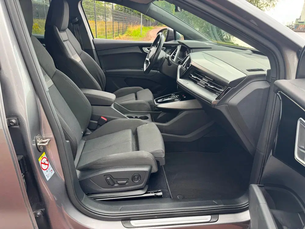 Audi Q4 e-tron 40 Launch edition Advanced Plus 77 kWh 21i uit 2022, foto 14