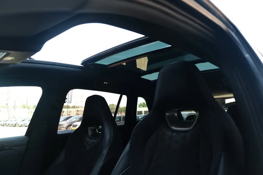 Volkswagen Tiguan 1.5 eTSI 2x R-Line DSG Pano IQ Matrix Trek uit 2024, foto 17