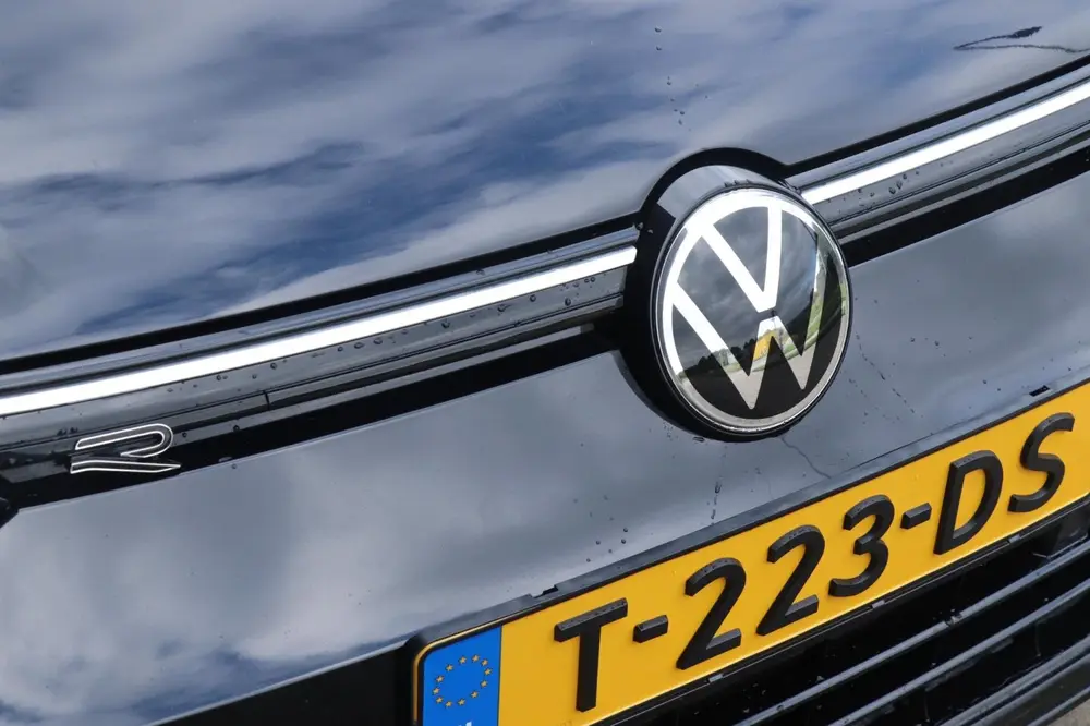 Volkswagen Golf 1.5 eTSI R-Line | 3X R-Line | PANO | IQ.Ligh uit 2020, foto 12
