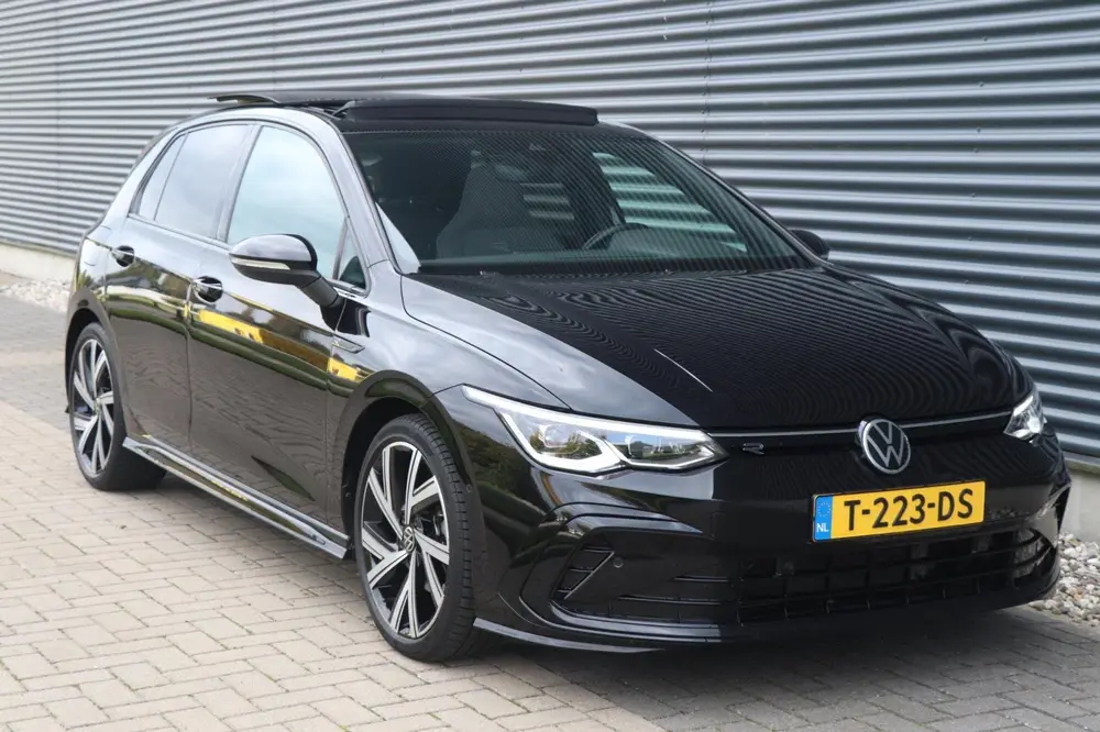 Volkswagen Golf 1.5 eTSI R-Line | 3X R-Line | PANO | IQ.Ligh uit 2020, foto 5