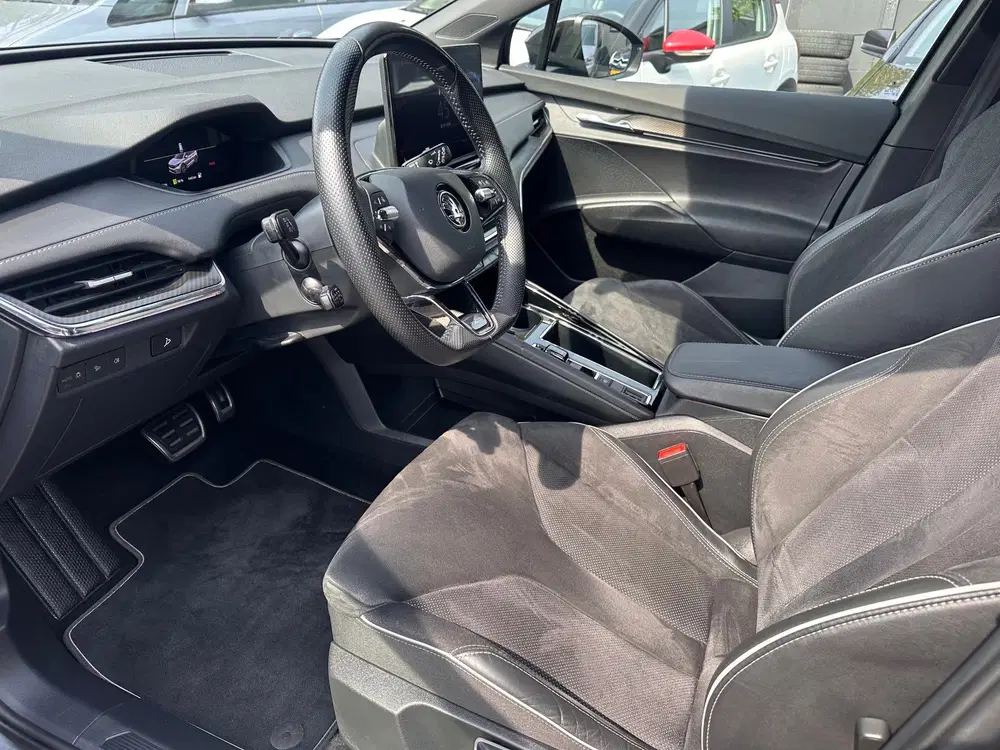 Skoda Enyaq 60 Sportline uit 2022, foto 19