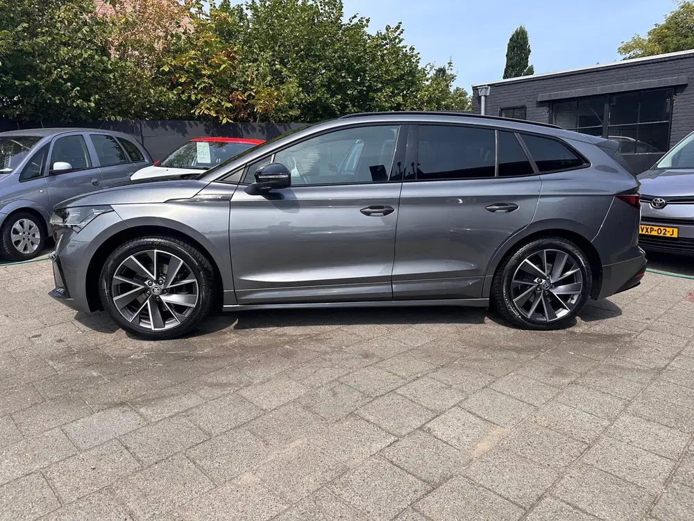 Skoda Enyaq 60 Sportline uit 2022, foto 4