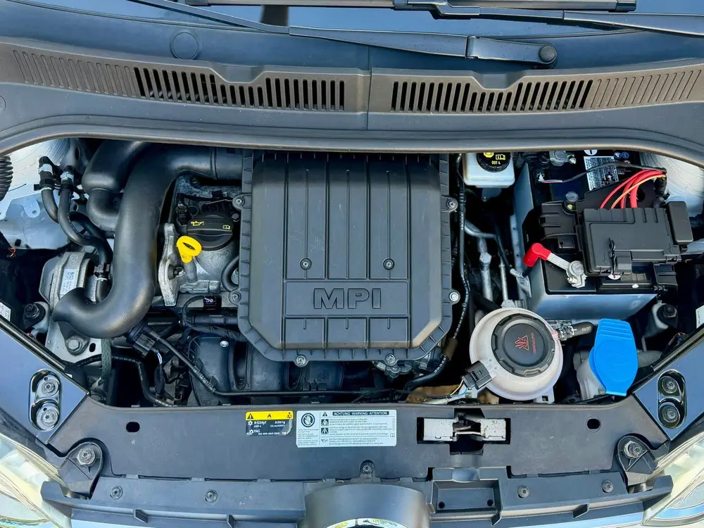 Volkswagen Up! 1.0 BMT move up! * AIRCO * 5 DEURS * uit 2019, foto 16
