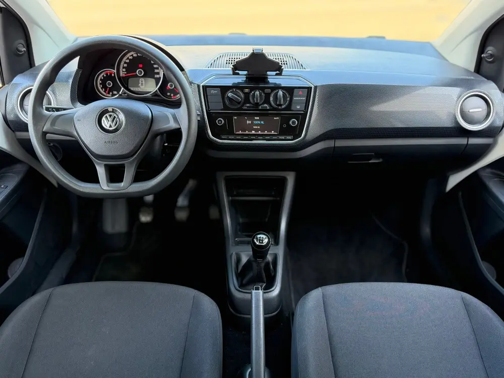 Volkswagen Up! 1.0 BMT move up! * AIRCO * 5 DEURS * uit 2019, foto 2
