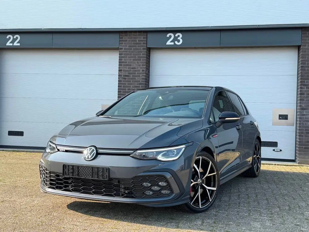 Volkswagen Golf 2.0 GTI PANO/H&K/IQ/CAMERA/DSG uit 2022