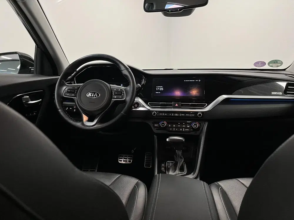 Kia Niro 1.6 GDi Hybrid ExecutiveLine uit 2020, foto 10