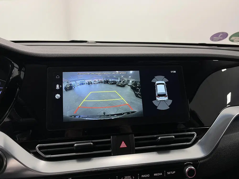 Kia Niro 1.6 GDi Hybrid ExecutiveLine uit 2020, foto 12
