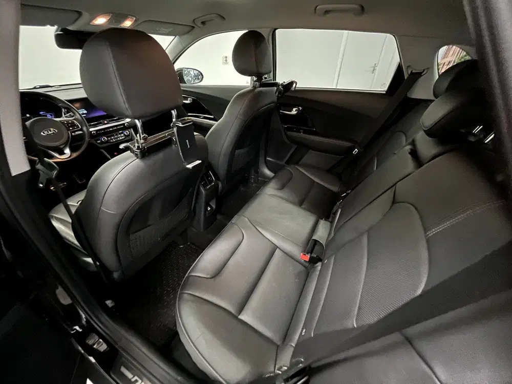 Kia Niro 1.6 GDi Hybrid ExecutiveLine uit 2020, foto 8
