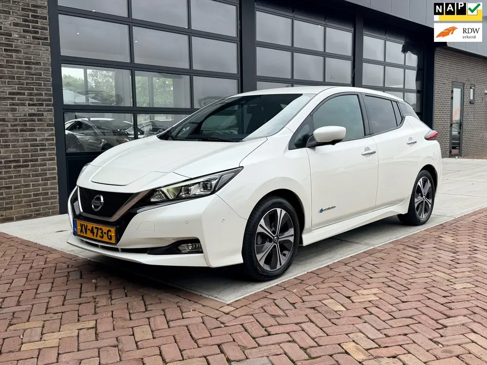 Nissan Leaf Tekna 40 kWh | Leer | Camera | Bose sound | Stoe uit 2019