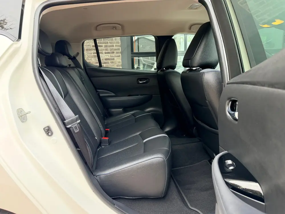 Nissan Leaf Tekna 40 kWh | Leer | Camera | Bose sound | Stoe uit 2019, foto 14