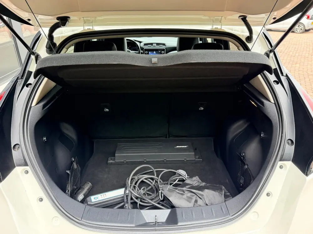 Nissan Leaf Tekna 40 kWh | Leer | Camera | Bose sound | Stoe uit 2019, foto 16