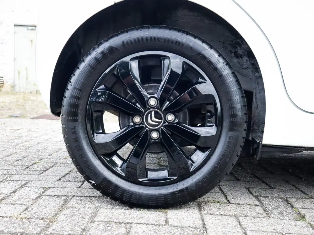 Citroën C1 1.0 VTi Shine 2e-Eig. & Dealer-Onderh BOVA uit 2022, foto 10