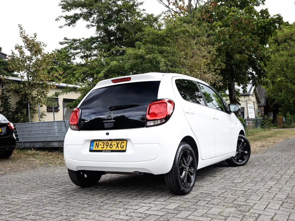 Citroën C1 1.0 VTi Shine 2e-Eig. & Dealer-Onderh BOVA uit 2022, foto 2
