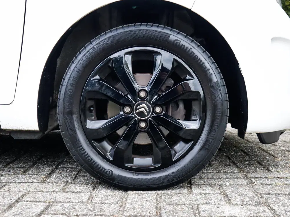 Citroën C1 1.0 VTi Shine 2e-Eig. & Dealer-Onderh BOVA uit 2022, foto 9