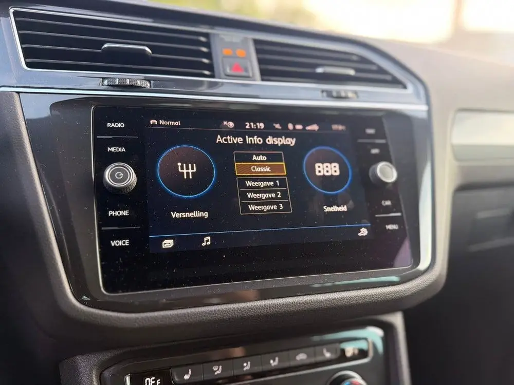 Volkswagen Tiguan 2.0 TSI 4M | Pano | ACC | 20'' Velgen | uit 2019, foto 19