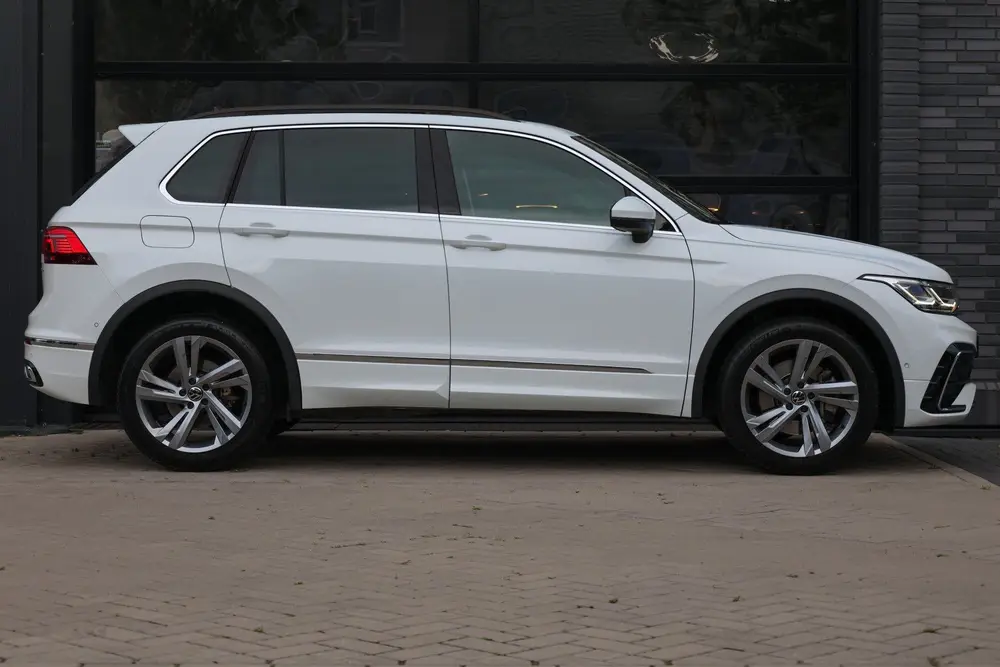 Volkswagen Tiguan 1.4 TSI eHybrid R-Line Business | BTW | PA uit 2024, foto 20