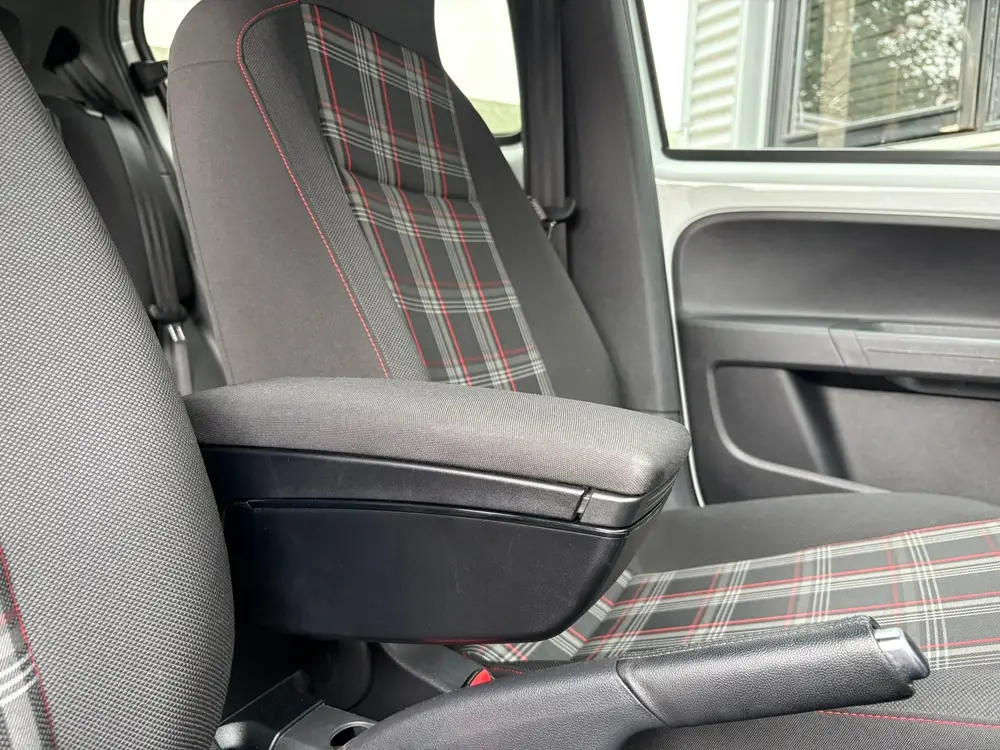 Volkswagen UP! 1.0 TSI GTI 116 PK-5DRS.-BEATS AUDIO-CLIMA-CR uit 2019, foto 16
