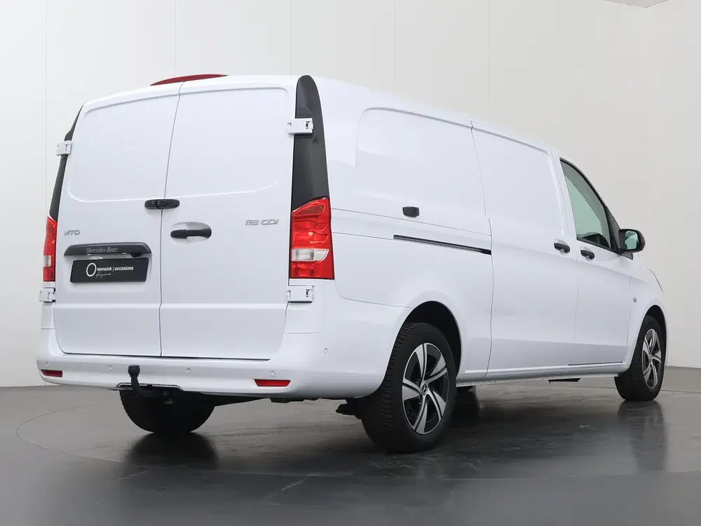 Mercedes-Benz Vito 116 CDI uit 2024, foto 2