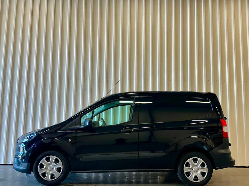 Ford Transit Courier 1.0 Trend Navi uit 2020, foto 15