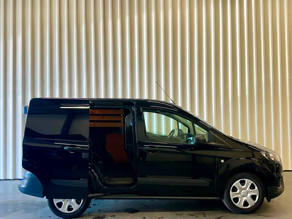 Ford Transit Courier 1.0 Trend Navi uit 2020, foto 19
