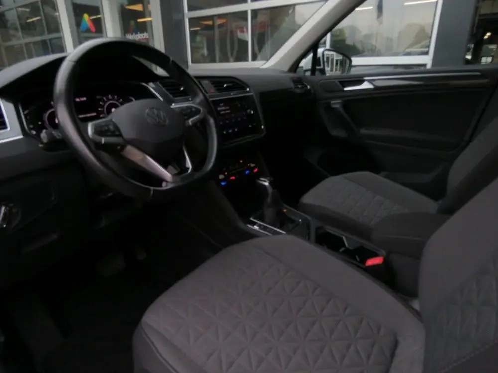 Volkswagen TIGUAN 1.4 TSI 245pk eHybrid / Digitaal dashboard uit 2021, foto 6