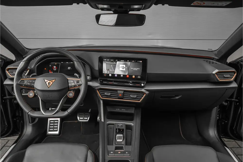 Cupra Leon 2.0 TSI ABT VZ 360PK Pano BEATS ACC Leder uit 2021, foto 2