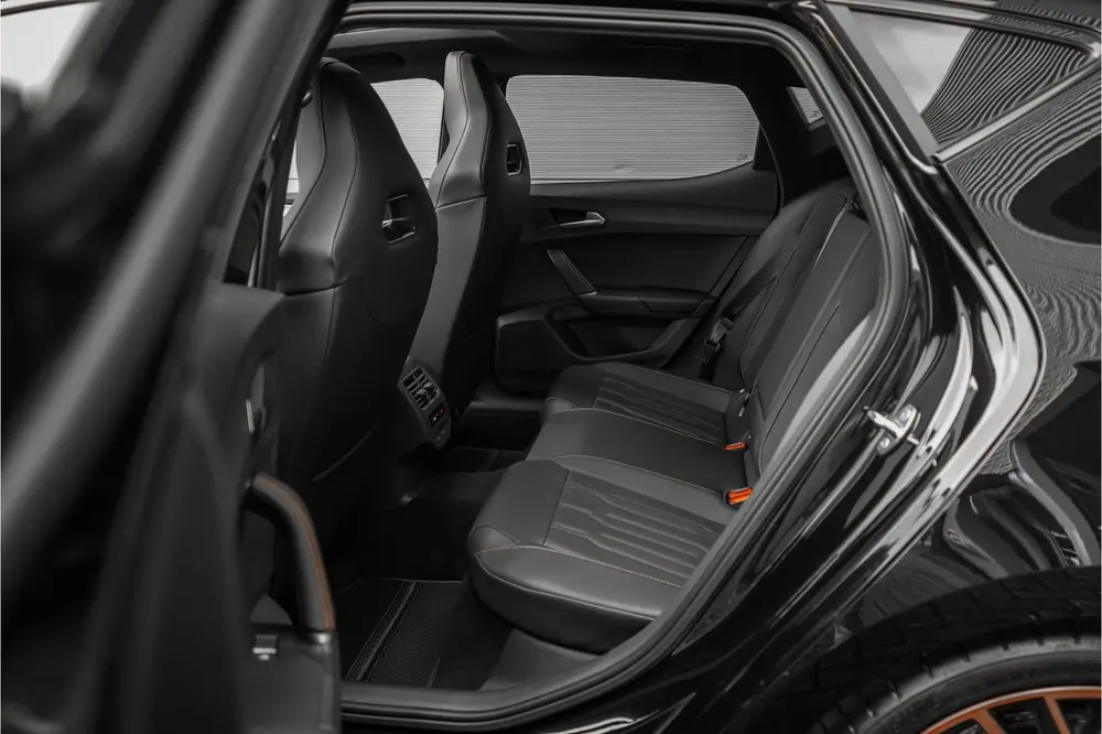 Cupra Leon 2.0 TSI ABT VZ 360PK Pano BEATS ACC Leder uit 2021, foto 6