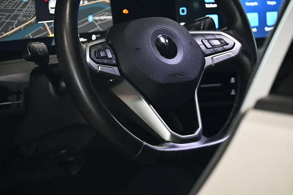 Volkswagen Golf 1.0 TSI Life (bj 2021) uit 2021, foto 19