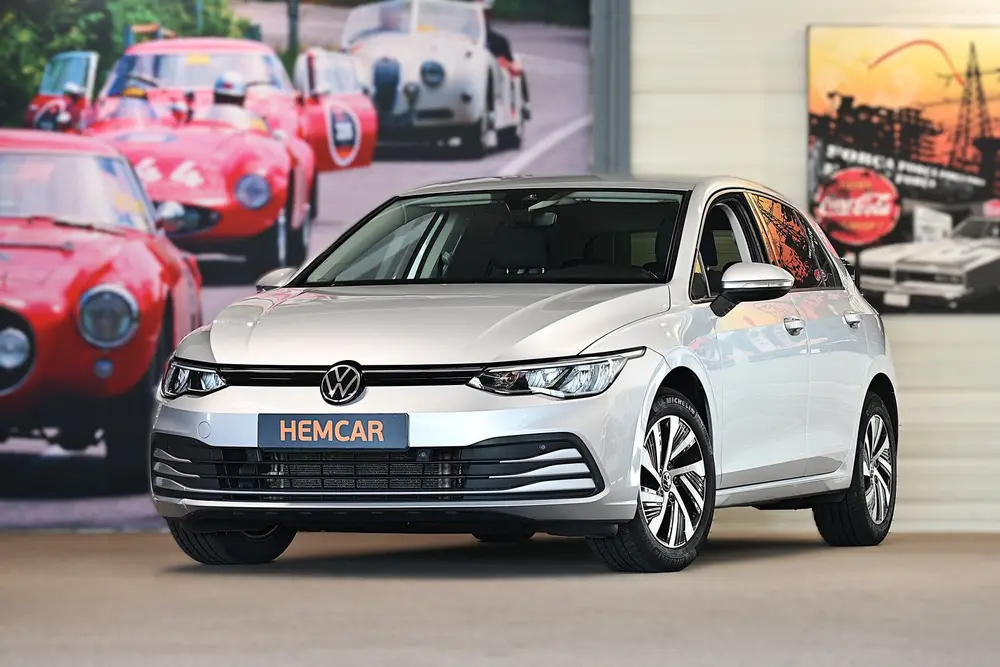 Volkswagen Golf 1.0 TSI Life (bj 2021) uit 2021, foto 2