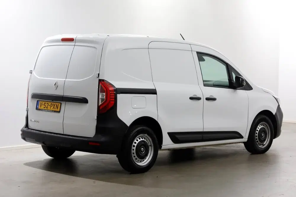 Renault Kangoo 1.5 Blue dCi 115pk Grand Comfort Automaat uit 2023, foto 2