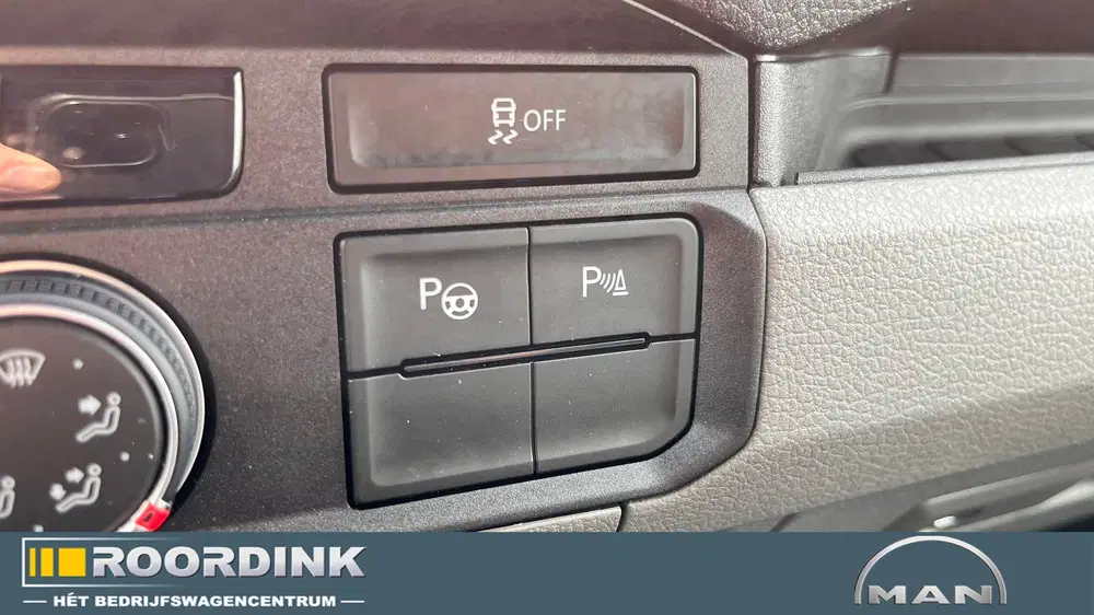 Volkswagen Crafter 140 pk laag dak L3H2 17" LMV uit 2024, foto 18